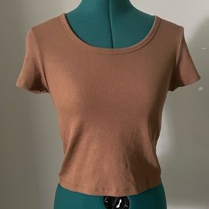 brown ribbed tee